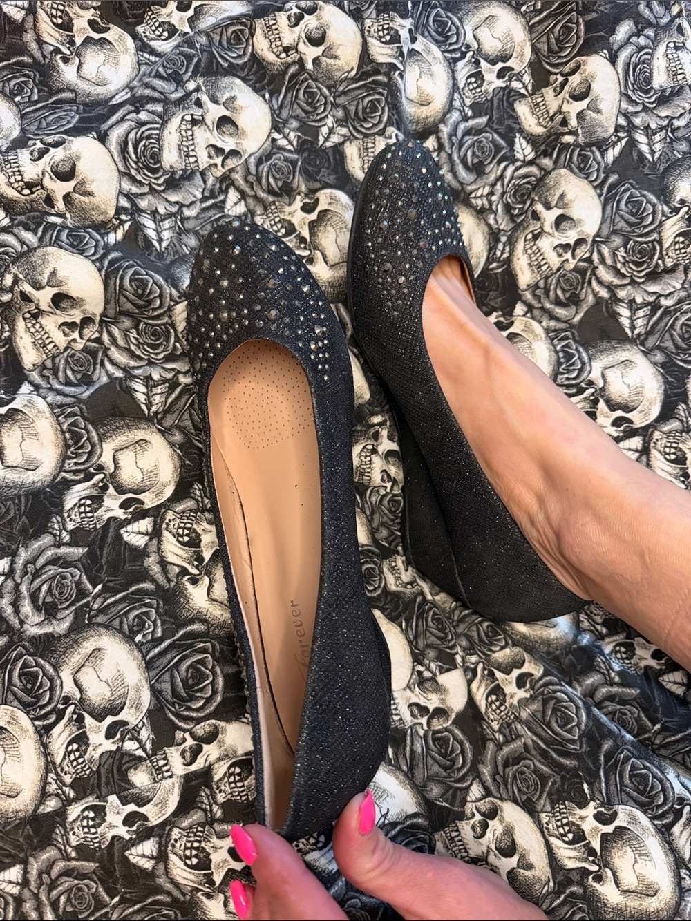 Sz 9 Forever 21 Black super Bling Sparkle Rhinestone Ballet small wedge Flats